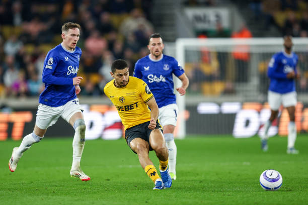 泳事业树立 泳事业树立